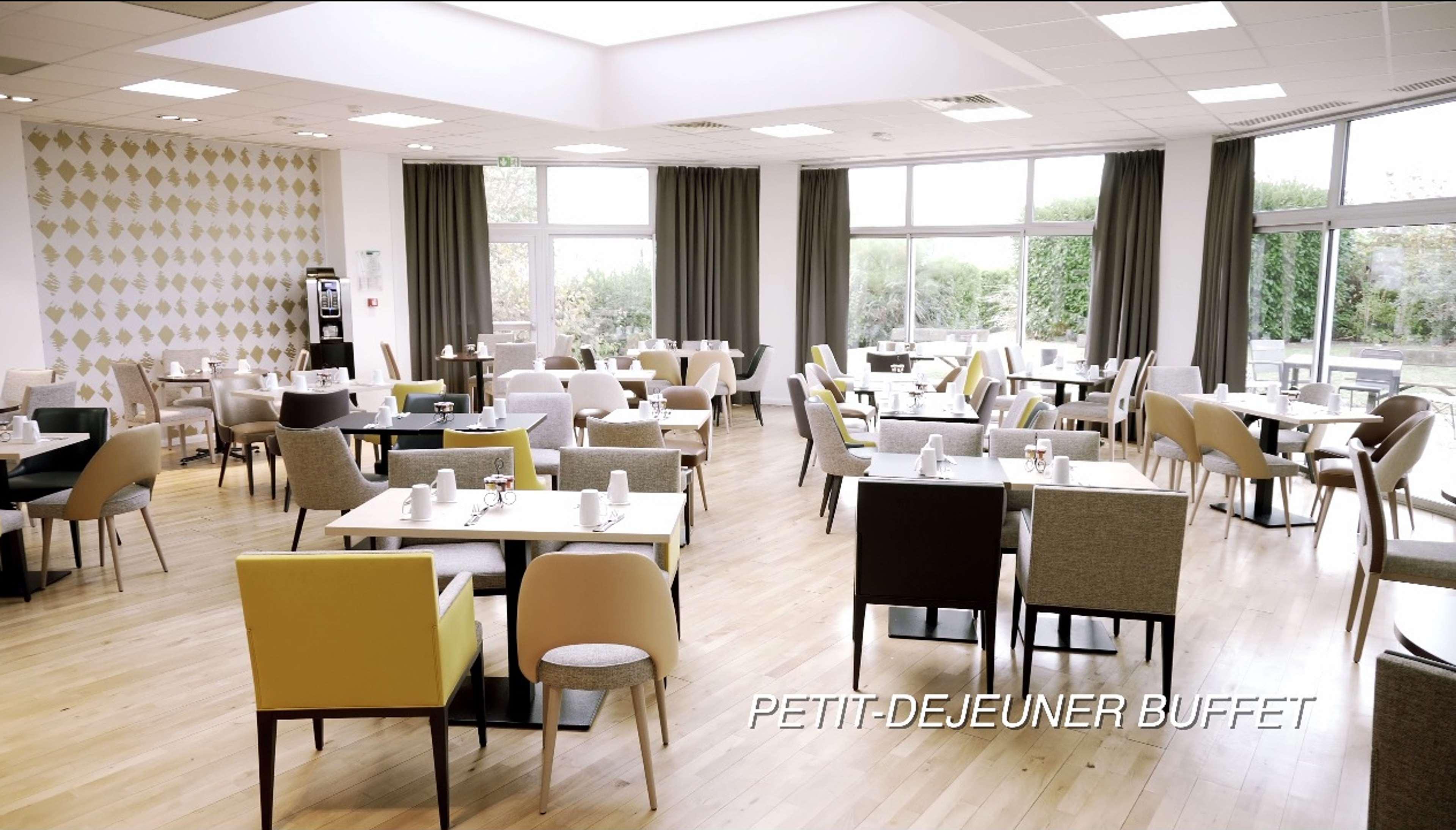 Golden Tulip Roissy Saint Witz Hotel Екстериор снимка