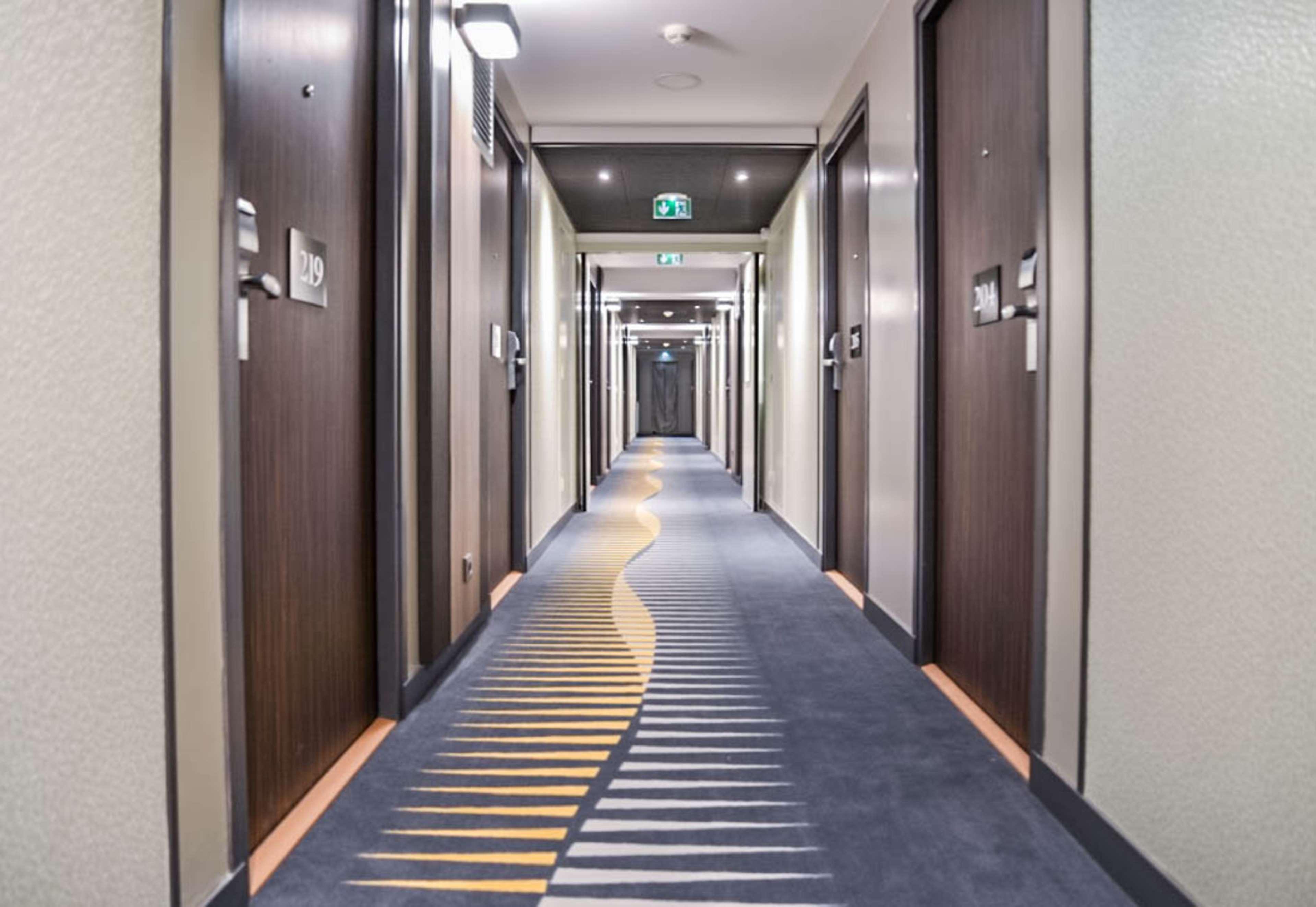 Golden Tulip Roissy Saint Witz Hotel Екстериор снимка