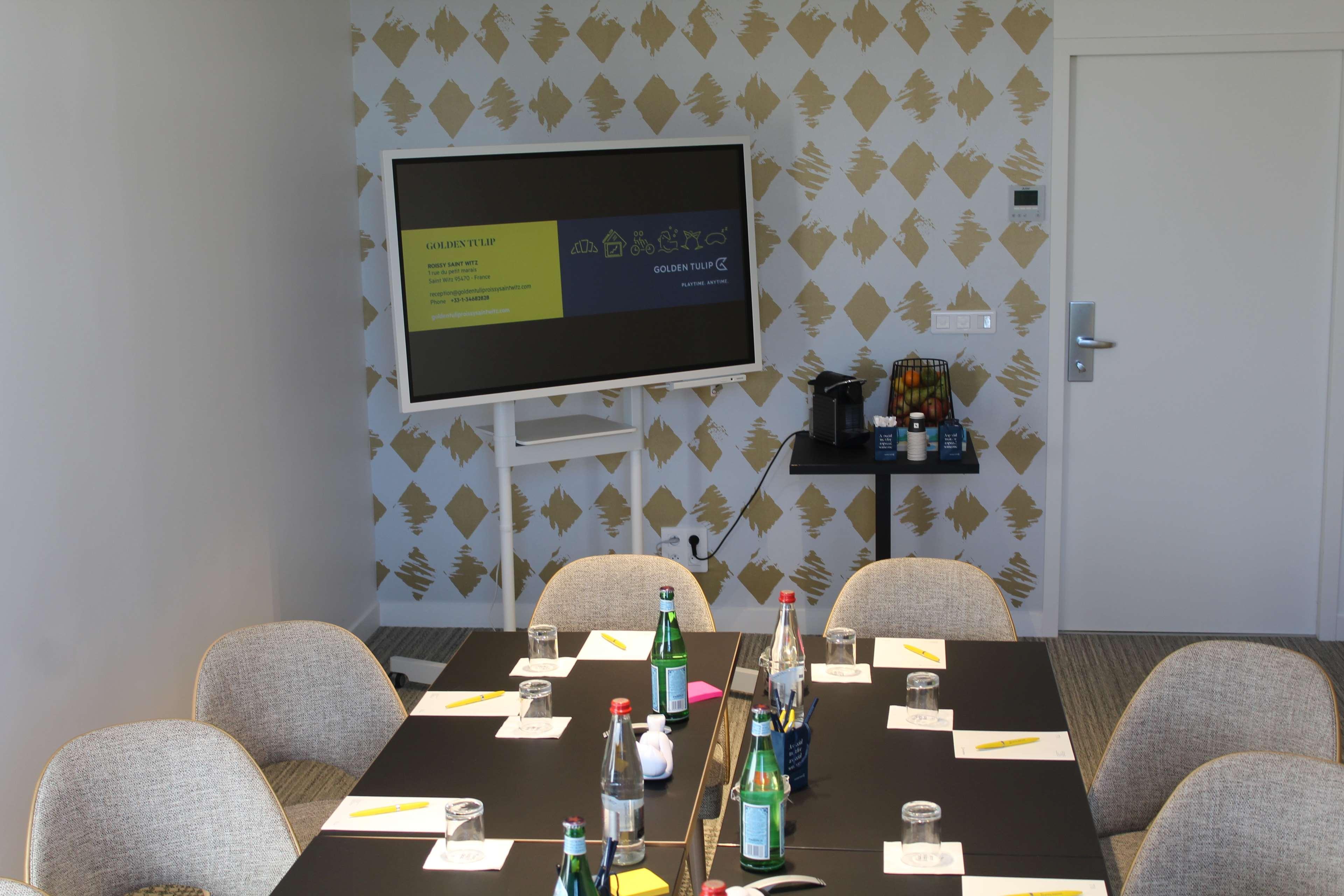 Golden Tulip Roissy Saint Witz Hotel Екстериор снимка