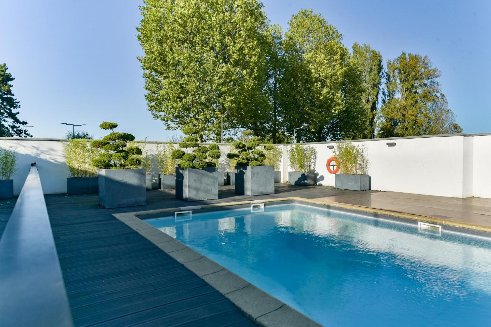 Golden Tulip Roissy Saint Witz Hotel Екстериор снимка